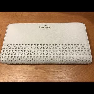 White Kate Spade Wallet